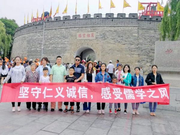 團(tuán)隊(duì)風(fēng)采